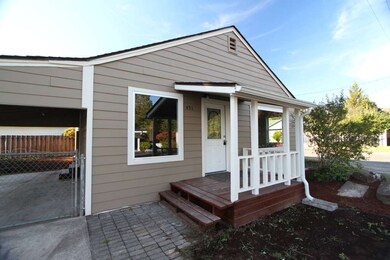 451 4th St, Toledo, WA 98591 - photo 2