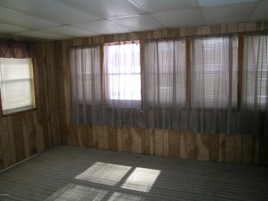 Maple Road 014