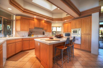 7577 E Club Villa Cir, Scottsdale, AZ 85266 - photo 7