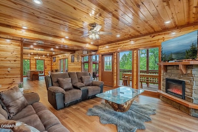 2864 Owens Ridge Way, Sevierville, TN 37876 - photo 4