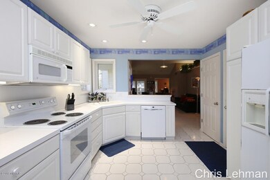 2119 Shetland Dr NE unit 2, Grand Rapids, MI 49505 - photo 5