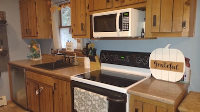 374 Pinehill Rd, West Rutland, VT 05777 - photo 7