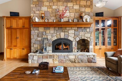 1389 Falcon Crest Ln, Merlin, OR 97532 - photo 7