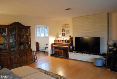 9410 Dartmouth Rd, Columbia, MD 21045 - photo 6