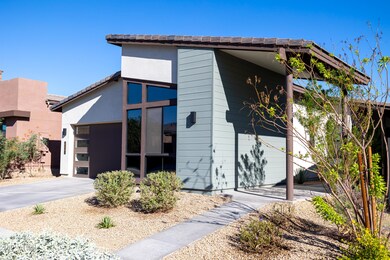 934 E Paseo Way-39