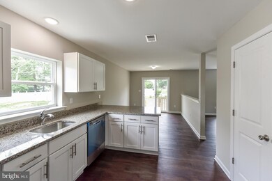 46 Pinafore Ln, Willingboro, NJ 08046 - photo 5