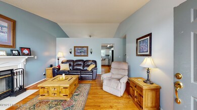 7502 Astrid Way, Louisville, KY 40228 - photo 6