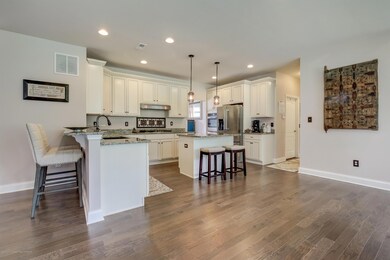 004_Kitchen