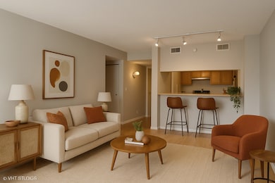 511 Aurora Ave unit 108, Naperville, IL 60540 - photo 4