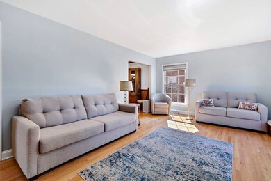 1631 Manchester Ave, Westchester, IL 60154 - photo 2