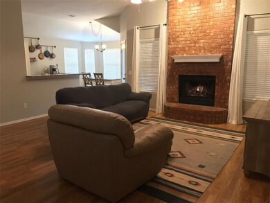 917 Goshawk Dr, Norman, OK 73072 - photo 2