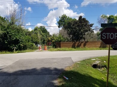 9917 Sunnywood Dr, Houston, TX 77038 - photo 5