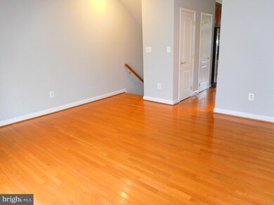 571 Garrett a Morgan Blvd, Hyattsville, MD 20785 - photo 6