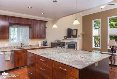 373 Peppertree Loop Anchorage-small-028-