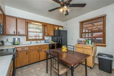 3010 E Douglas Ave, Des Moines, IA 50317 - photo 6