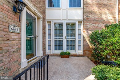 6686 Midhill Place, Falls Church, VA 22043 - photo 2