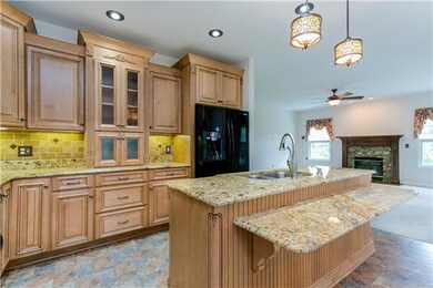 Gorgeous Remodeled Kitchen in 2011!! 
