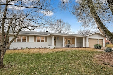 2014 E Edgewood St, Springfield, MO 65804 - photo 3