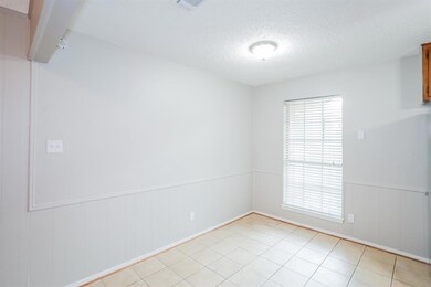 6513 Paula Ct, North Richland Hills, TX 76182 - photo 4