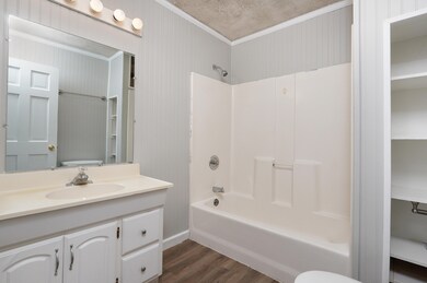 1527 N Irving Ave-16