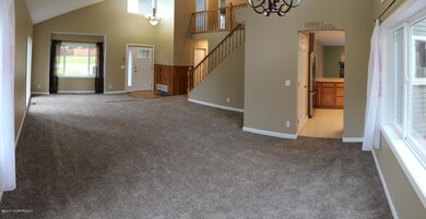 Living Area Photo 3