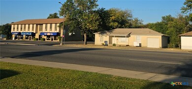 1606 S 31st St, Temple, TX 76504 - photo 5