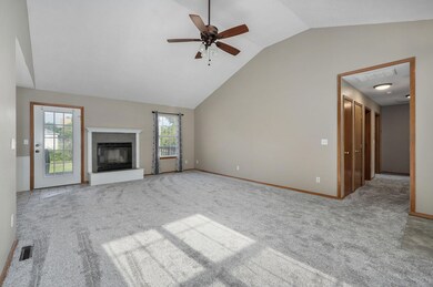 406 S Devonshire-7