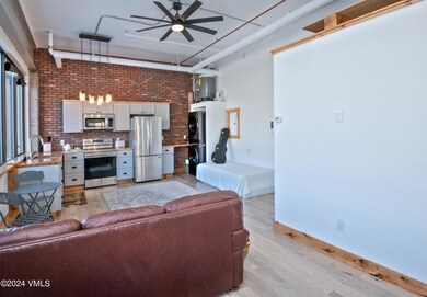 70-Benchmark-201-MLS_08