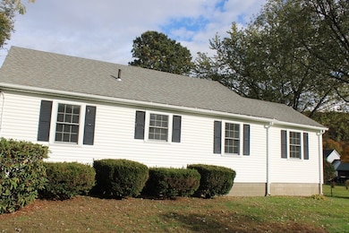 40 Eastern Ave, South Deerfield, MA 01373 - photo 4