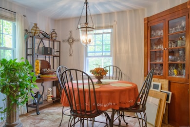 64 Evergreen Ave, Hamden, CT 06518 - photo 6