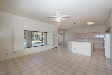 CHEFS KITCHEN W/LOADS OF STORAGE