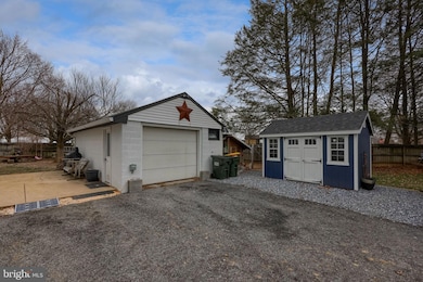 39 N Maple Ave, Leola, PA 17540 - photo 4