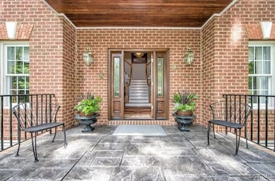 Welcoming front entrance!