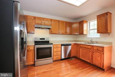 20206 Bar Harbor Terrace, Ashburn, VA 20147 - photo 4