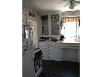 18 Rushton Dr, Cranston, RI 02905 - photo 3