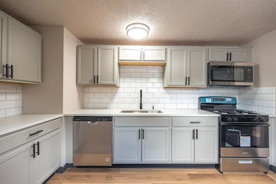 3615 Deshler Ave - 09