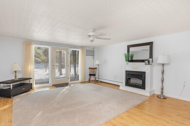 100 Kennedy Dr unit 26, South Burlington, VT 05403 - photo 6