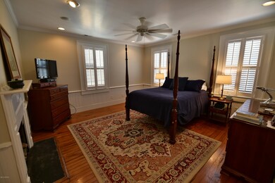 214 King St. 34