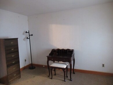 37 Hesper St, Saugus, MA 01906 - photo 6