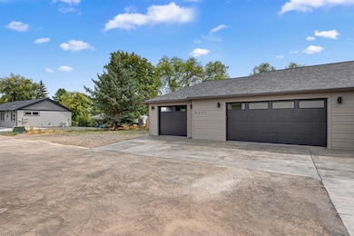 4217 N Locust Rd, Spokane, WA 99206 - photo 6