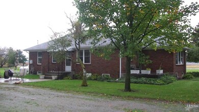 4323 N Roussey Rd, Woodburn, IN 46797 - photo 5