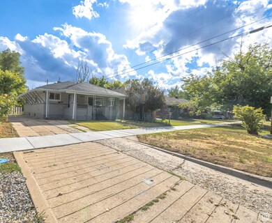 View of front of home with a front lawn