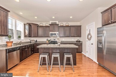 1214 Landers Creek Dr, Brunswick, MD 21716 - photo 4