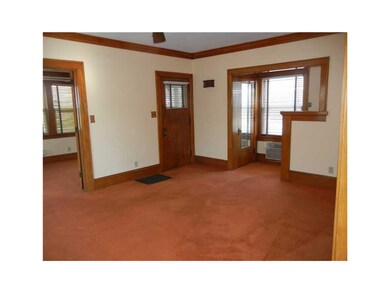 Living Room-L1.