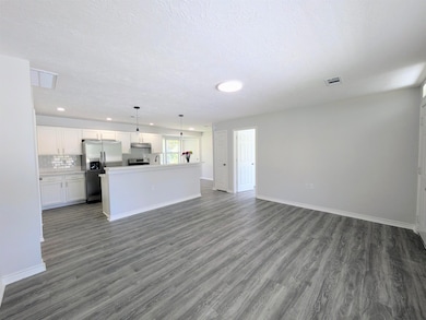 407 Cemetery Rd, Silsbee, TX 77656 - photo 6