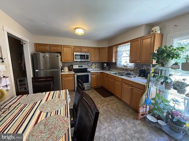 111 Huckleberry Ln, Browns Mills, NJ 08015 - photo 4