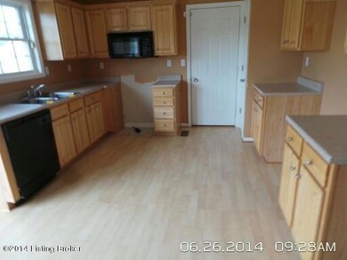 10118 Trotter Trace, Louisville, KY 40228 - photo 3