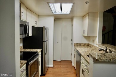 14102 Yardarm Way unit 1006, Laurel, MD 20707 - photo 2