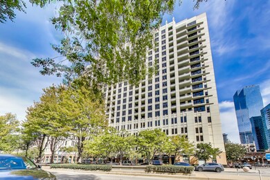 Vision on State unit 917, Chicago, IL 60605 - photo 2