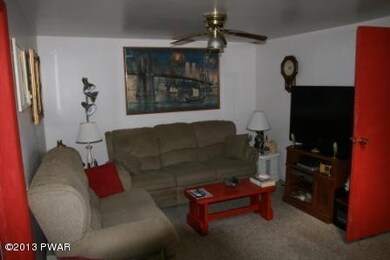 121 Shepherds Corner Rd, Dingmans Ferry, PA 18328 - photo 2